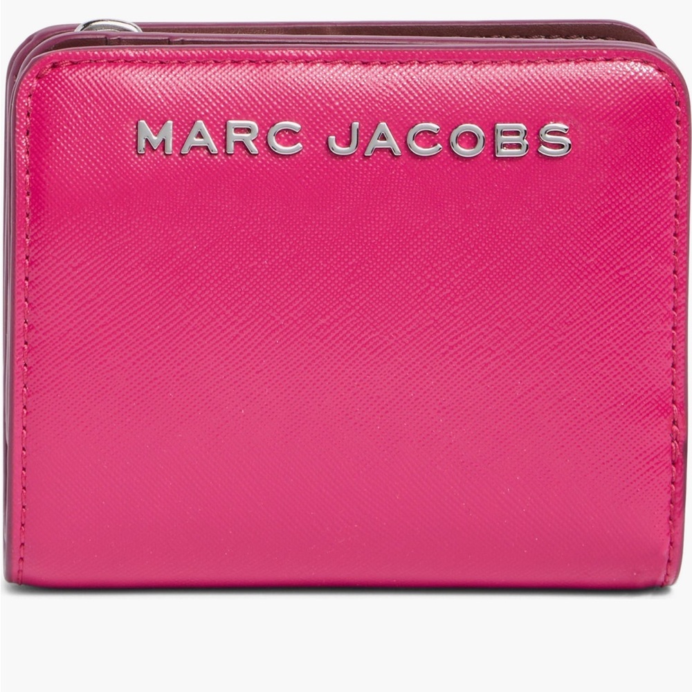 Marc Jacobs Pink Wallet